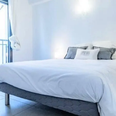 201 - Duplex Moderne - Jeanne D Arc, Apartment *